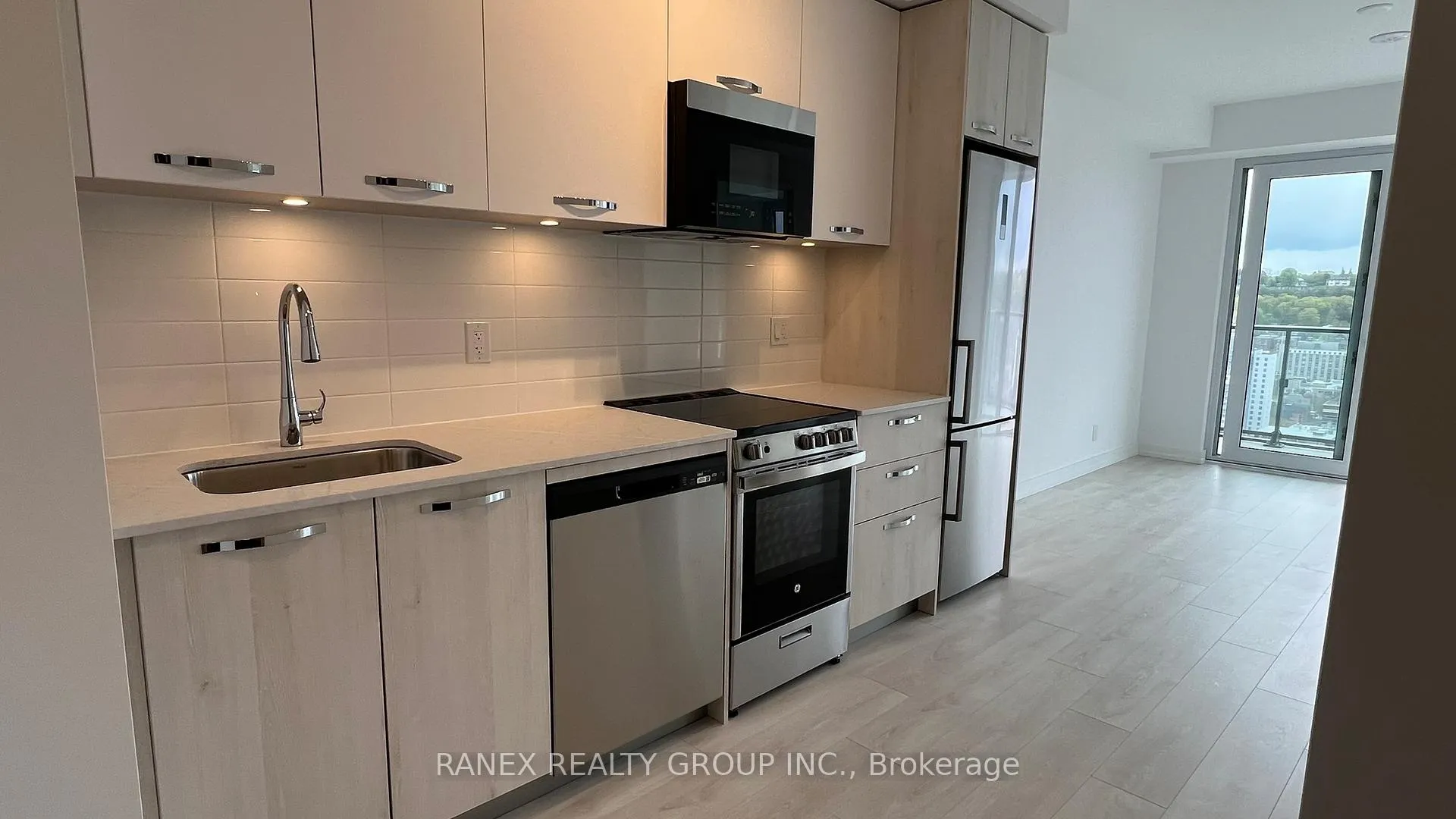 Photo 9 of Unit 2611, 75 James Street S, Hamilton, Corktown — HOMEH
