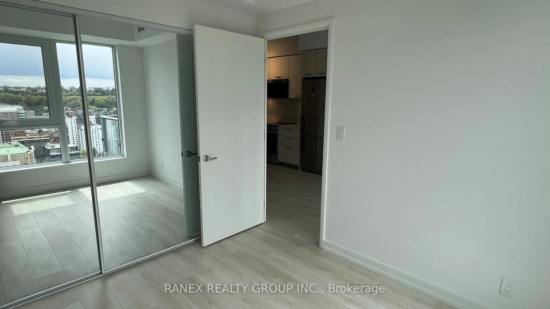 Photo 20 of Unit 2611, 75 James Street S, Hamilton, Corktown — HOMEH