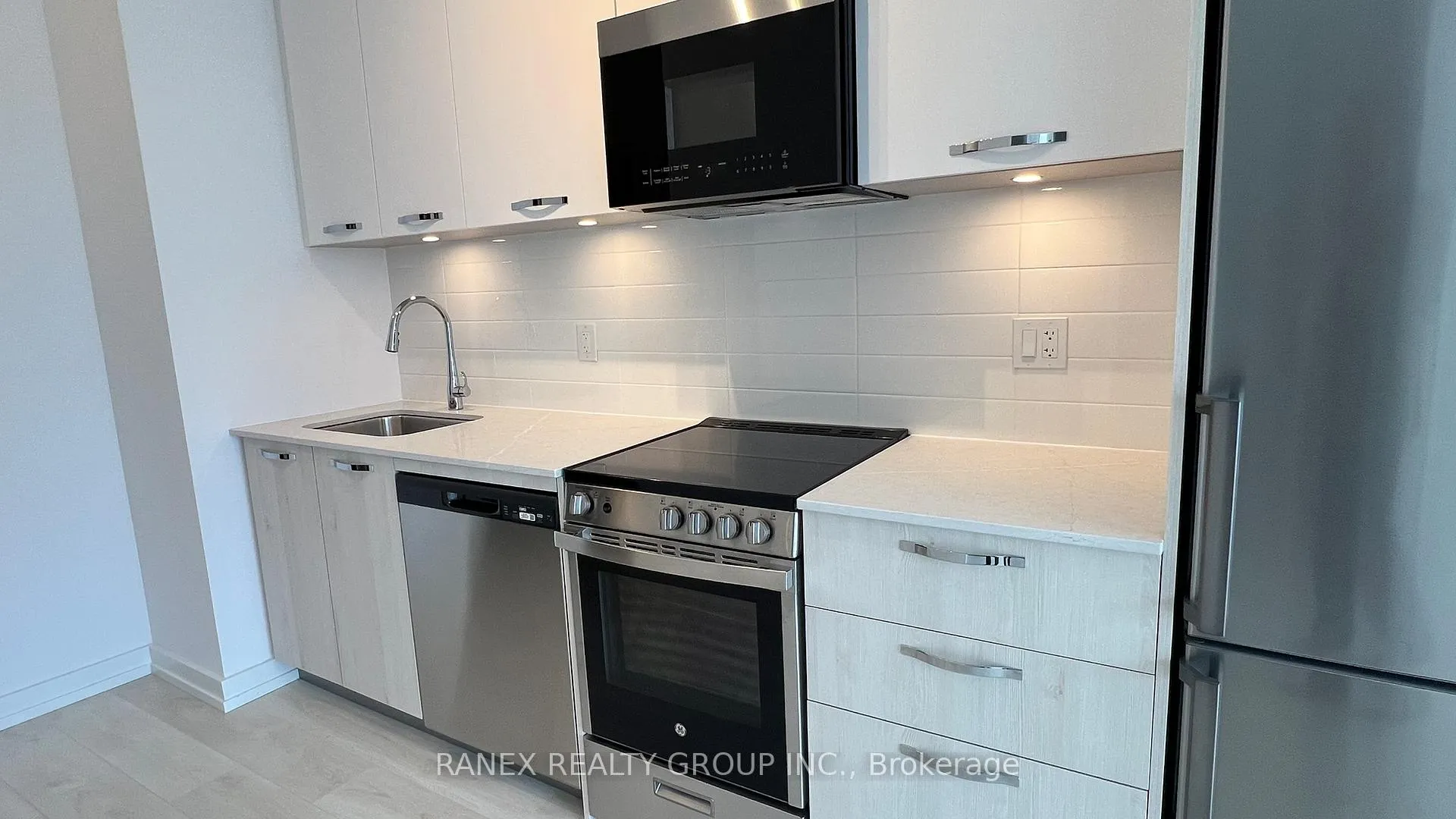 Photo 23 of Unit 2611, 75 James Street S, Hamilton, Corktown — HOMEH