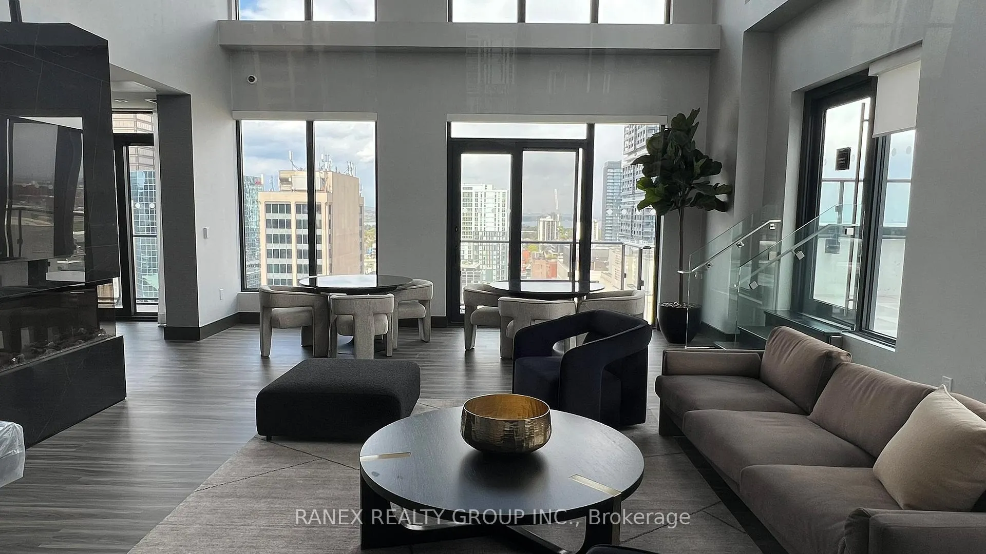Photo 32 of Unit 2611, 75 James Street S, Hamilton, Corktown — HOMEH