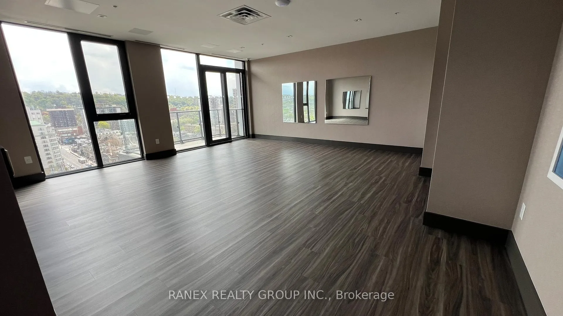 Photo 42 of Unit 2611, 75 James Street S, Hamilton, Corktown — HOMEH
