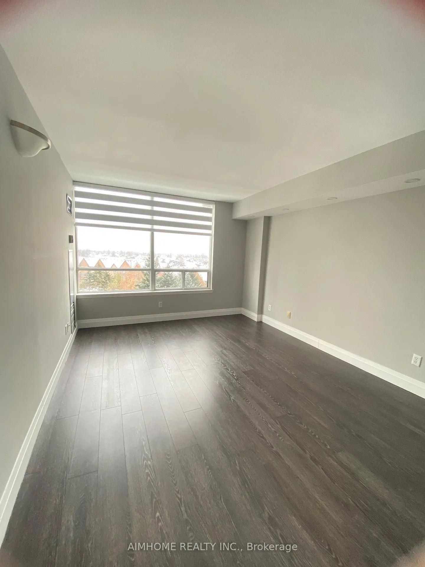 Photo 12 of Unit 608, 110 Promenade Circle, Vaughan, Brownridge — HOMEH
