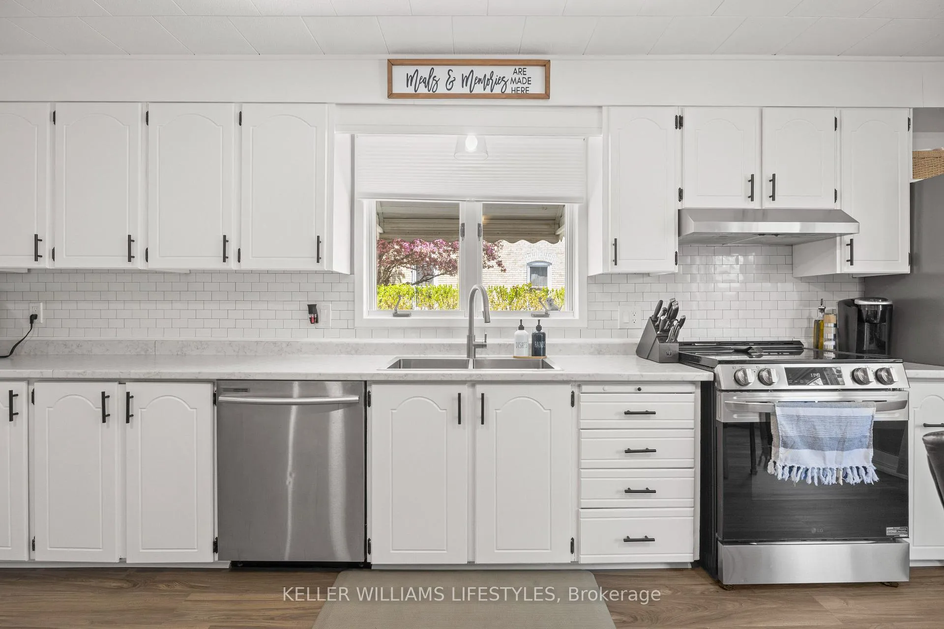 Photo 17 of 150 Mill Street, North Middlesex, Parkhill — HOMEH