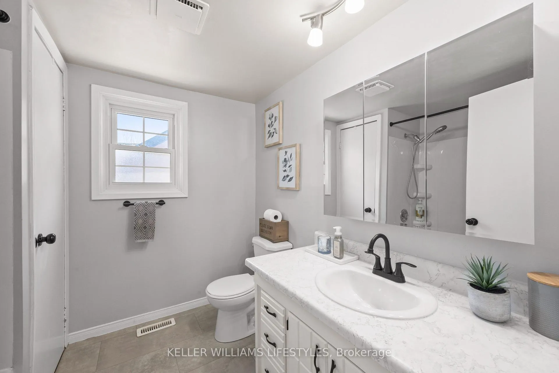 Photo 23 of 150 Mill Street, North Middlesex, Parkhill — HOMEH