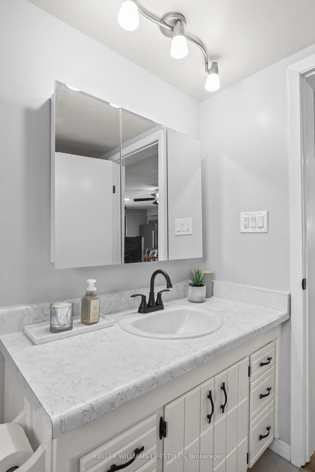 Photo 24 of 150 Mill Street, North Middlesex, Parkhill — HOMEH
