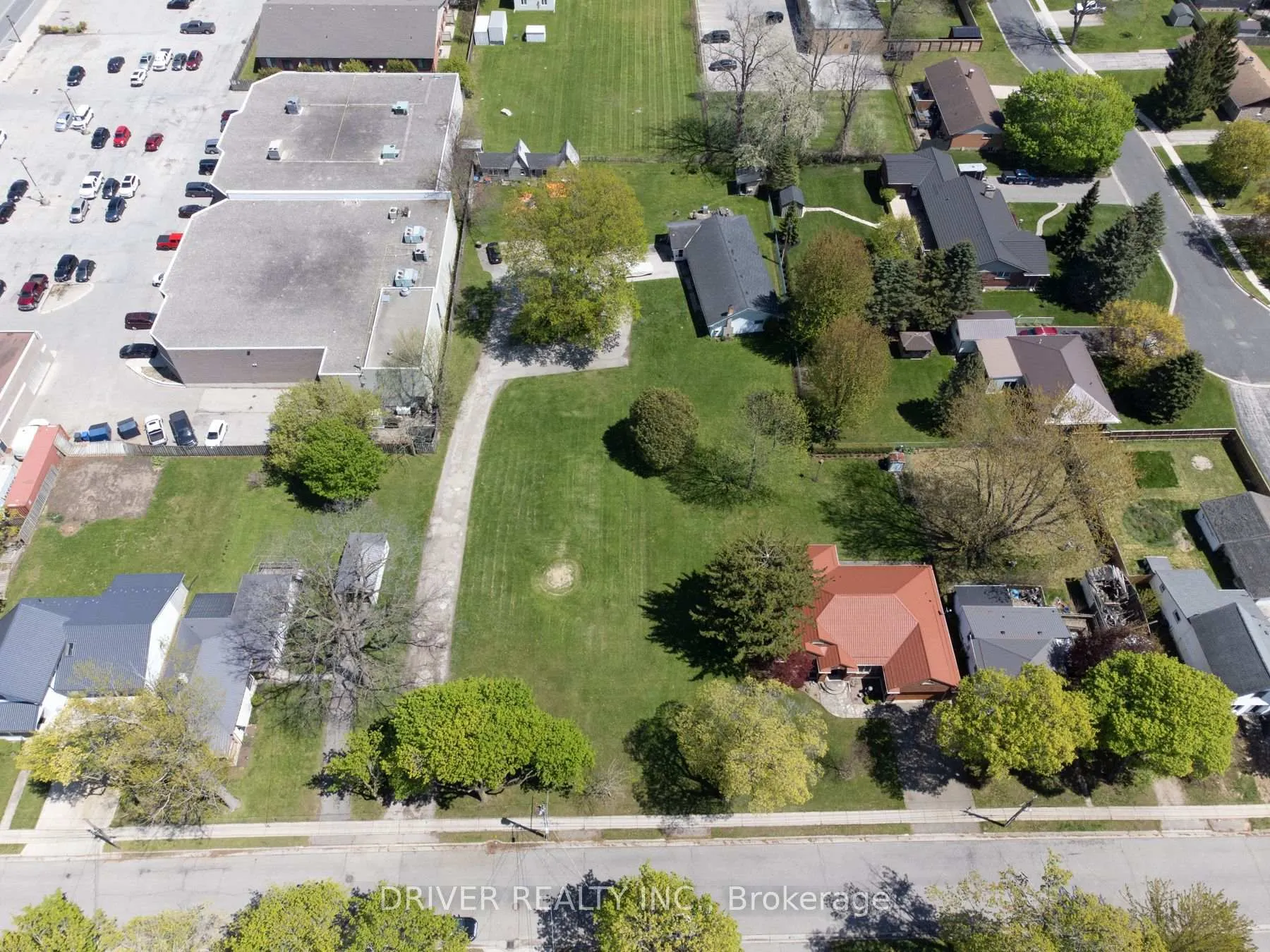 Photo 2 of 25 St George Street, Aylmer — HOMEH