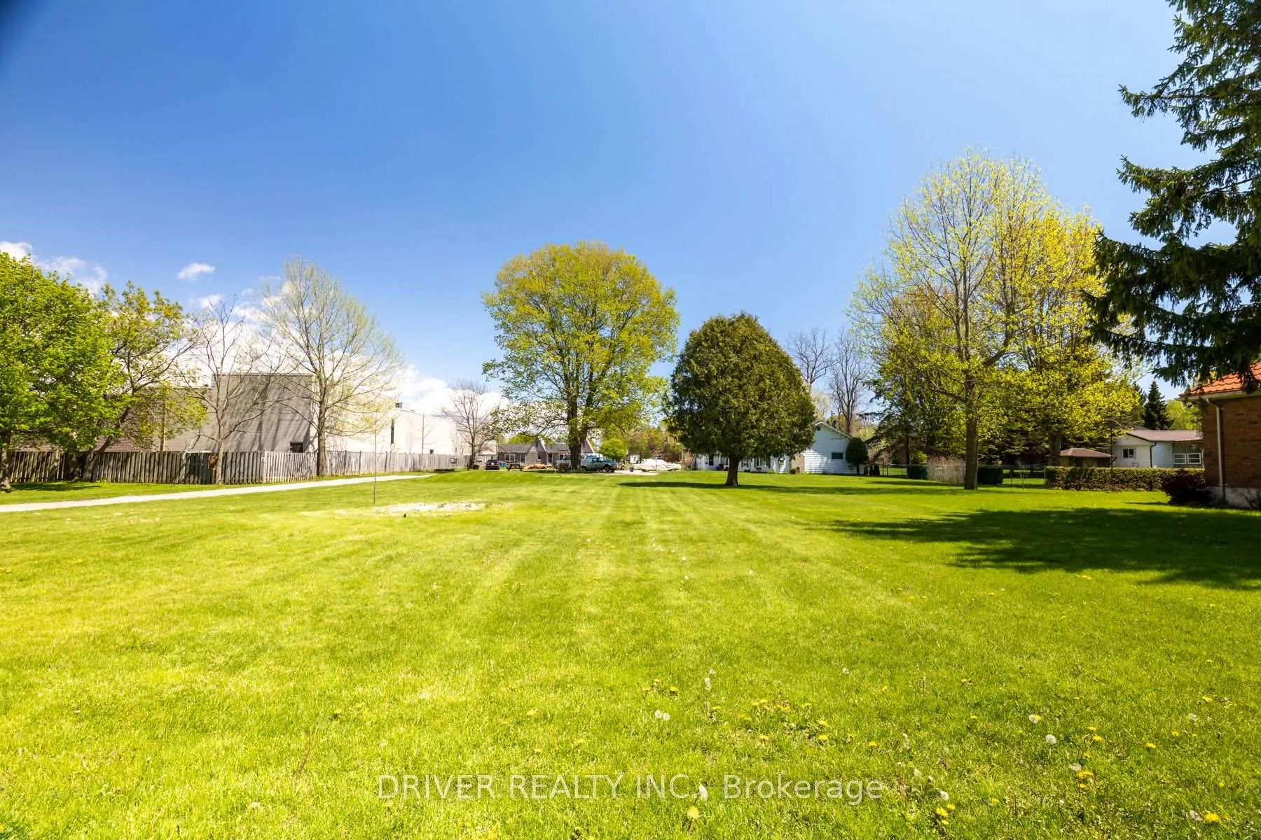 Photo 3 of 25 St George Street, Aylmer — HOMEH