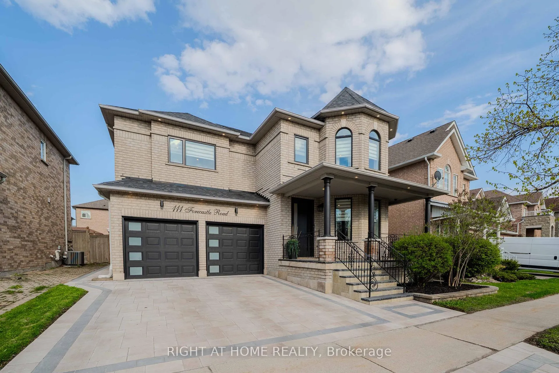 Front of 111 Forecastle Road