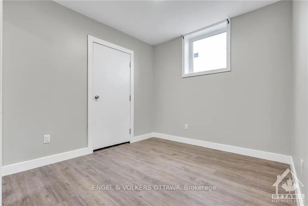 Photo 10 of Unit 5, 8 Philip Street, Smiths Falls — HOMEH