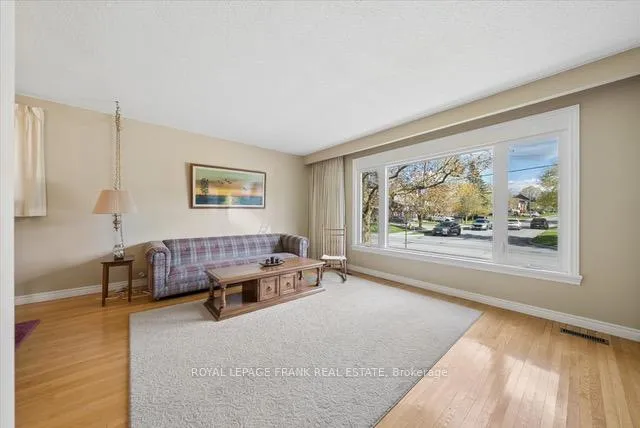 Photo 6 of 87 Mill Street, Uxbridge — HOMEH