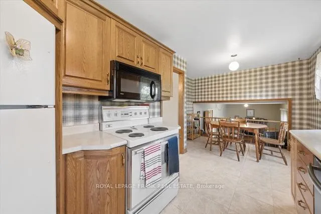 Photo 14 of 87 Mill Street, Uxbridge — HOMEH