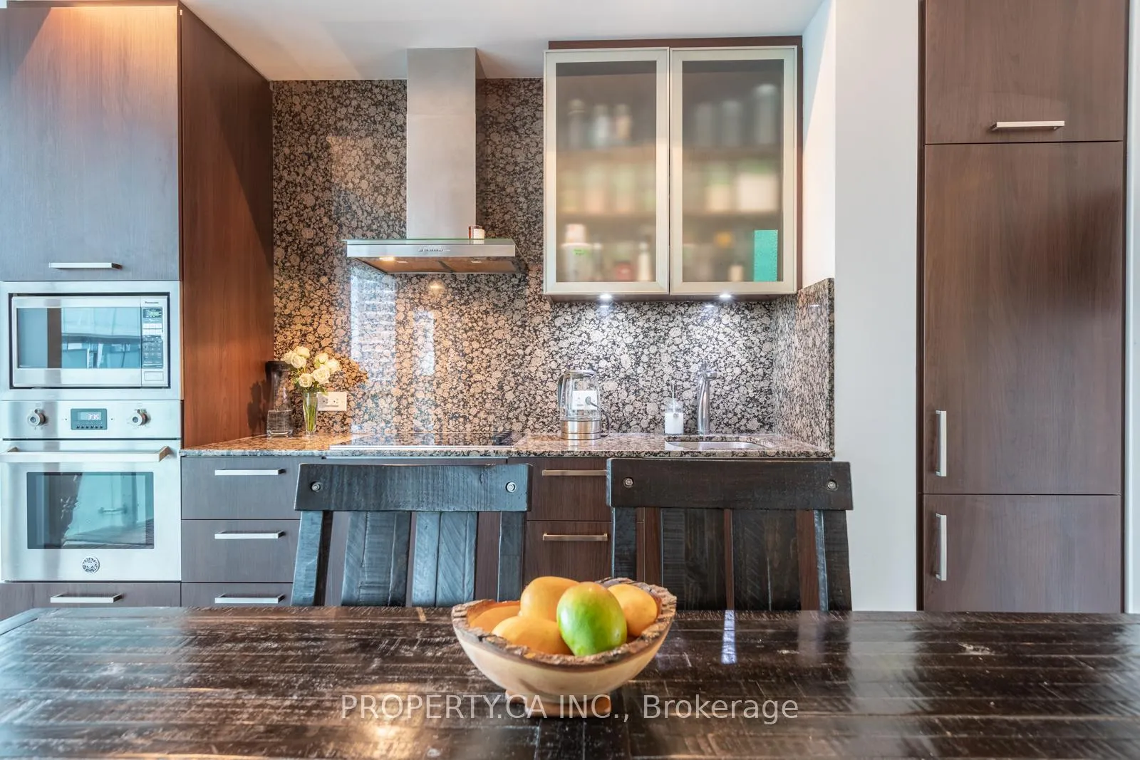 Photo 11 of Unit 806, 14 York Street, Toronto, Waterfront Communities — HOMEH