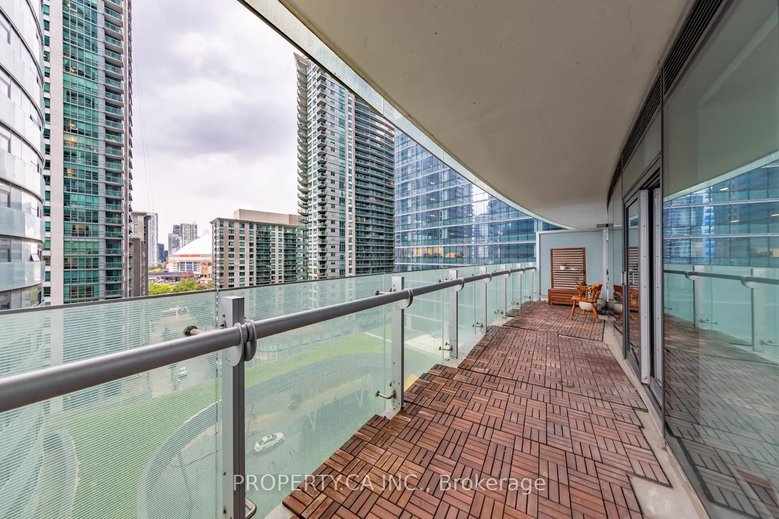 Photo 19 of Unit 806, 14 York Street, Toronto, Waterfront Communities — HOMEH