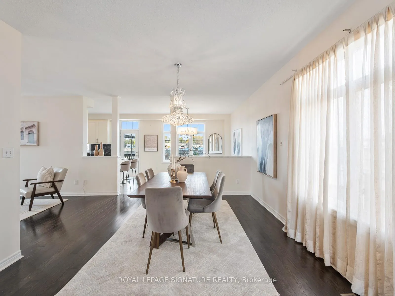 Photo 5 of 30 Westover Drive, Clarington, Bowmanville — HOMEH