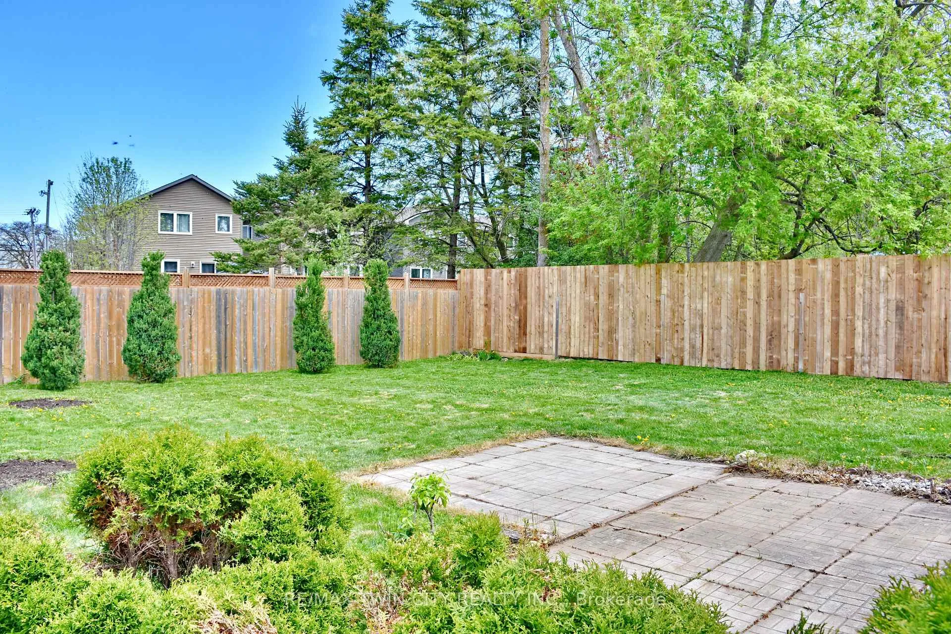 Photo 5 of Unit 2, 8 Rhonda Road, Collingwood — HOMEH