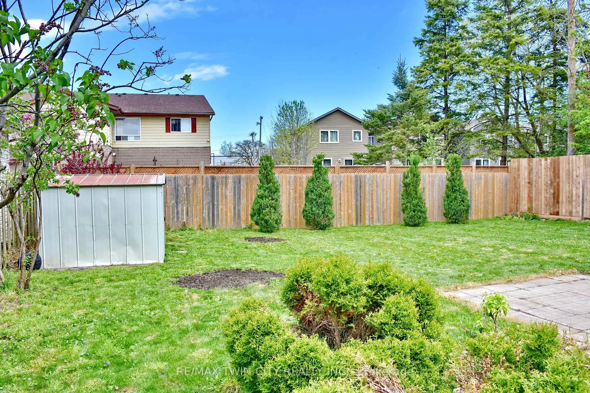 Photo 6 of Unit 2, 8 Rhonda Road, Collingwood — HOMEH