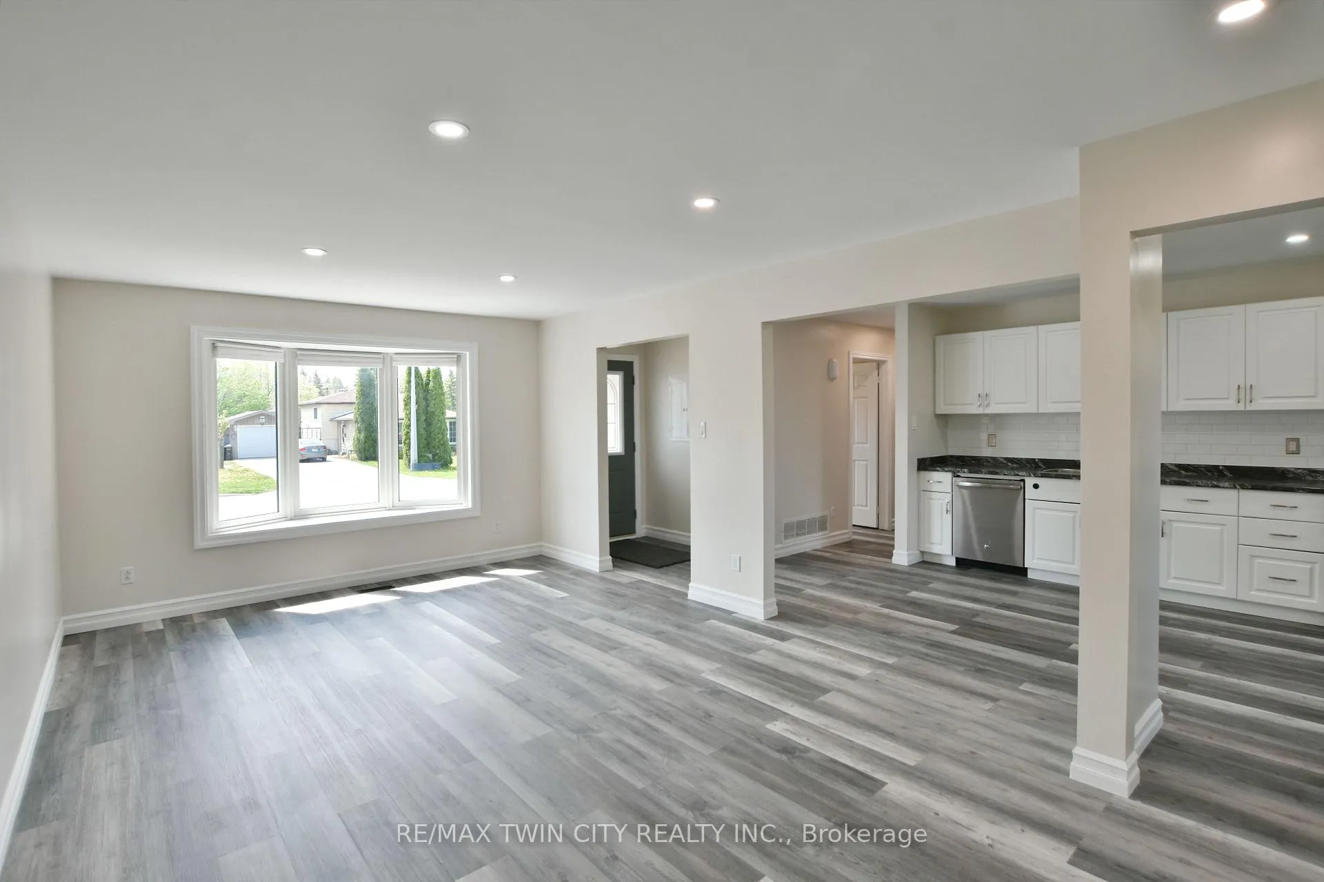 Photo 8 of Unit 2, 8 Rhonda Road, Collingwood — HOMEH