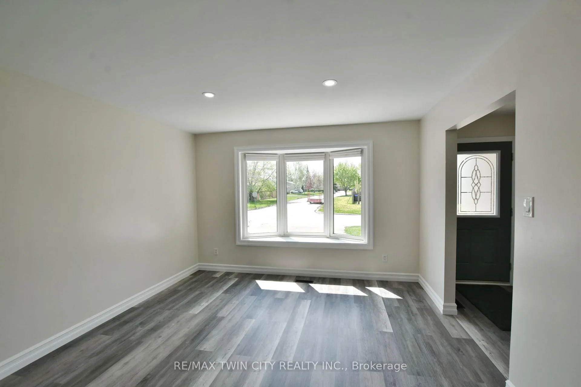 Photo 9 of Unit 2, 8 Rhonda Road, Collingwood — HOMEH