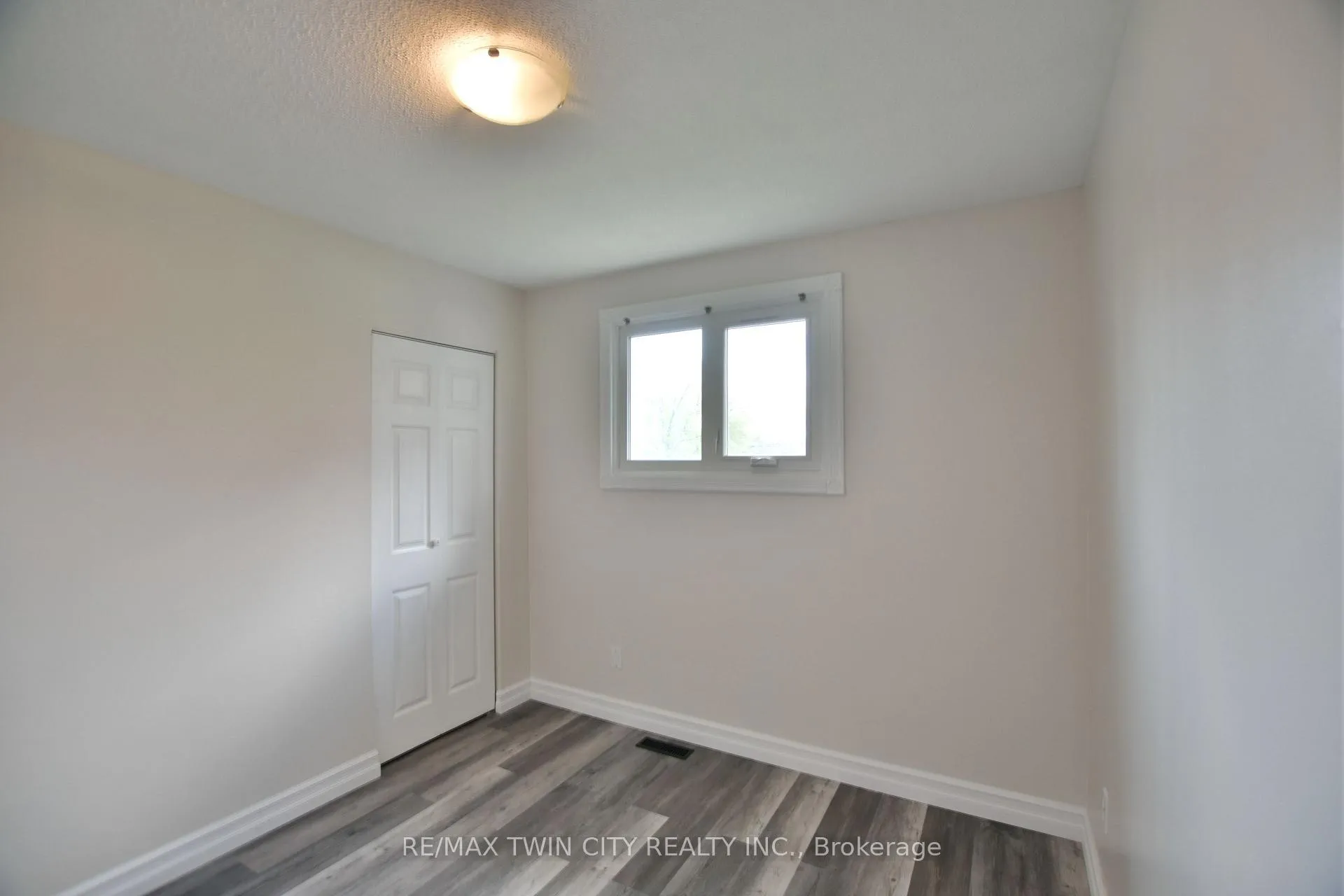Photo 20 of Unit 2, 8 Rhonda Road, Collingwood — HOMEH