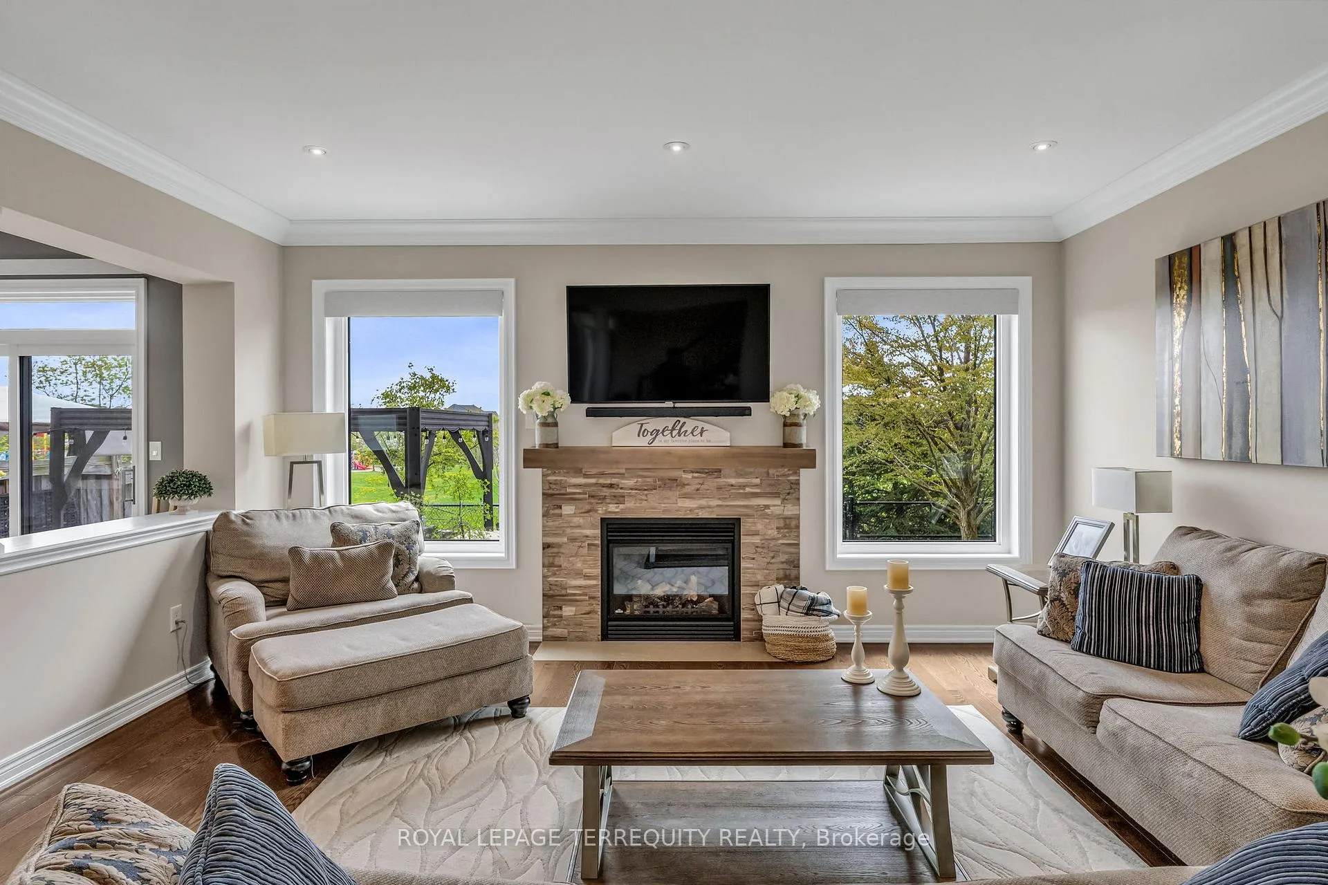 Photo 14 of 2298 Millstone Drive, Oakville, Westmount — HOMEH