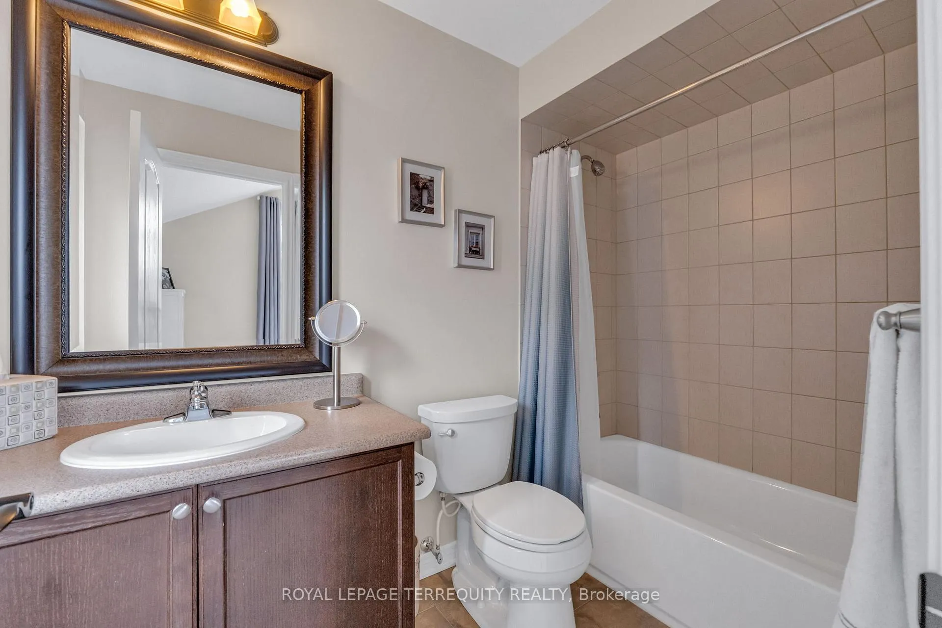 Photo 30 of 2298 Millstone Drive, Oakville, Westmount — HOMEH