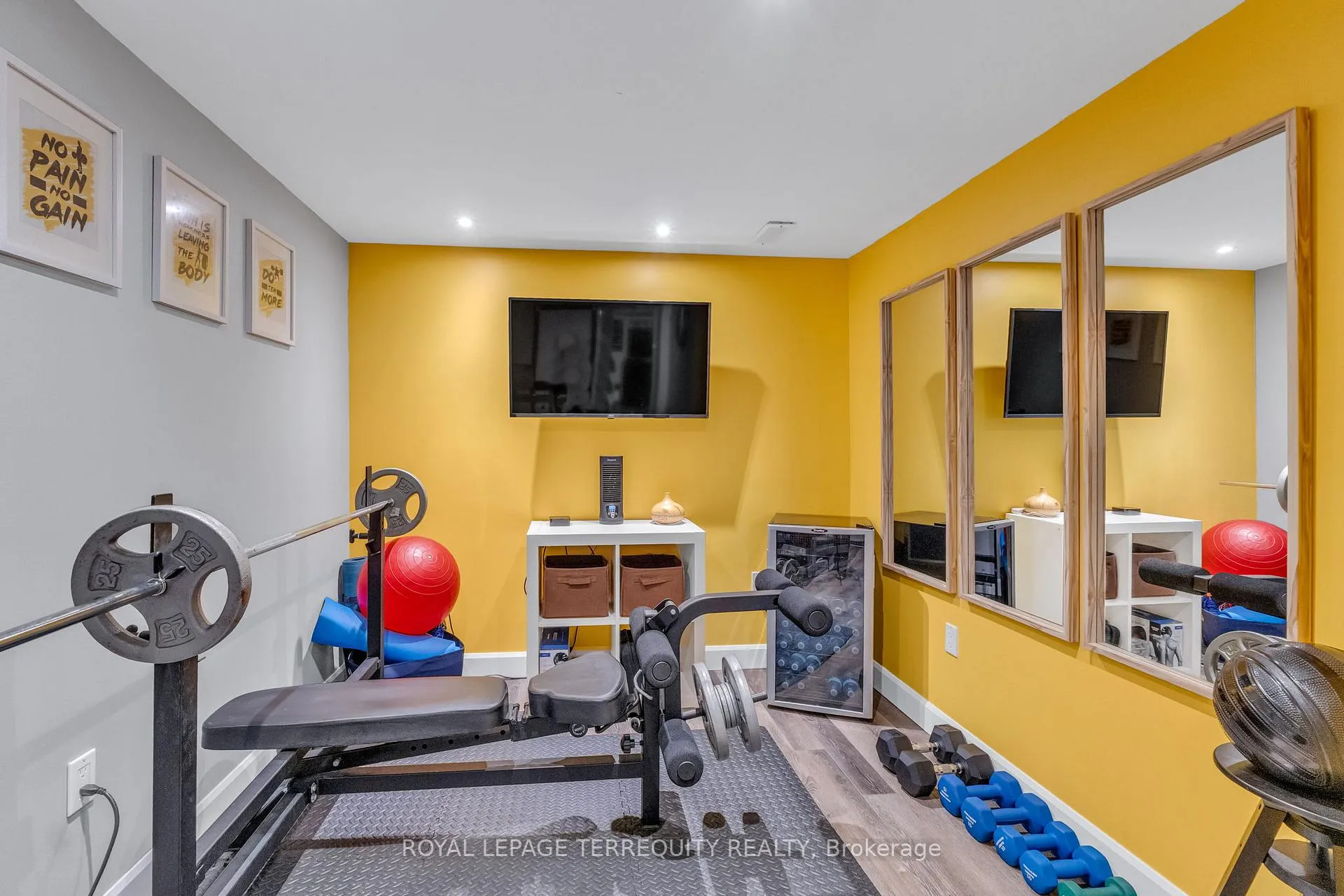 Photo 37 of 2298 Millstone Drive, Oakville, Westmount — HOMEH