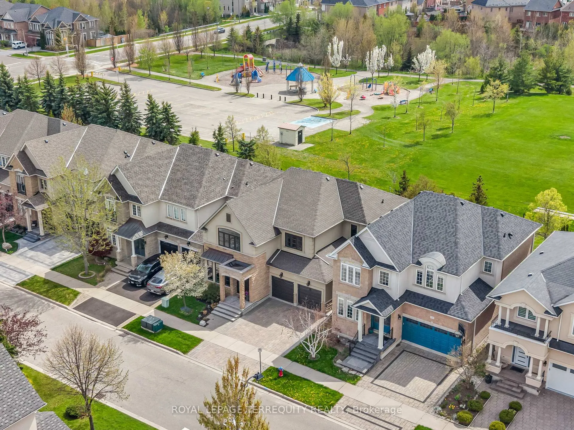 Photo 42 of 2298 Millstone Drive, Oakville, Westmount — HOMEH