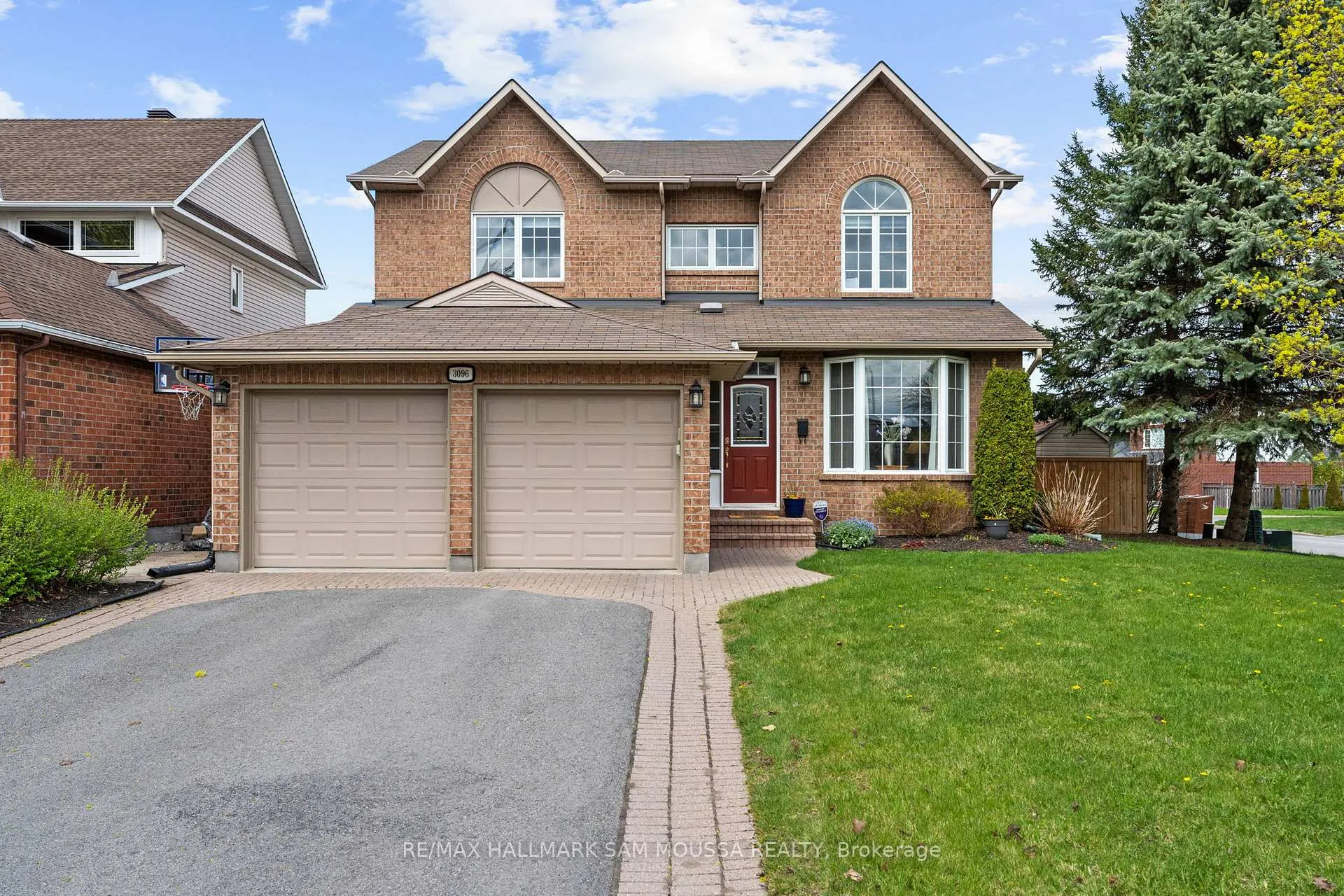 Photo 1 of 3096 Apple Hill Drive, Ottawa, Upper Hunt Club — HOMEH