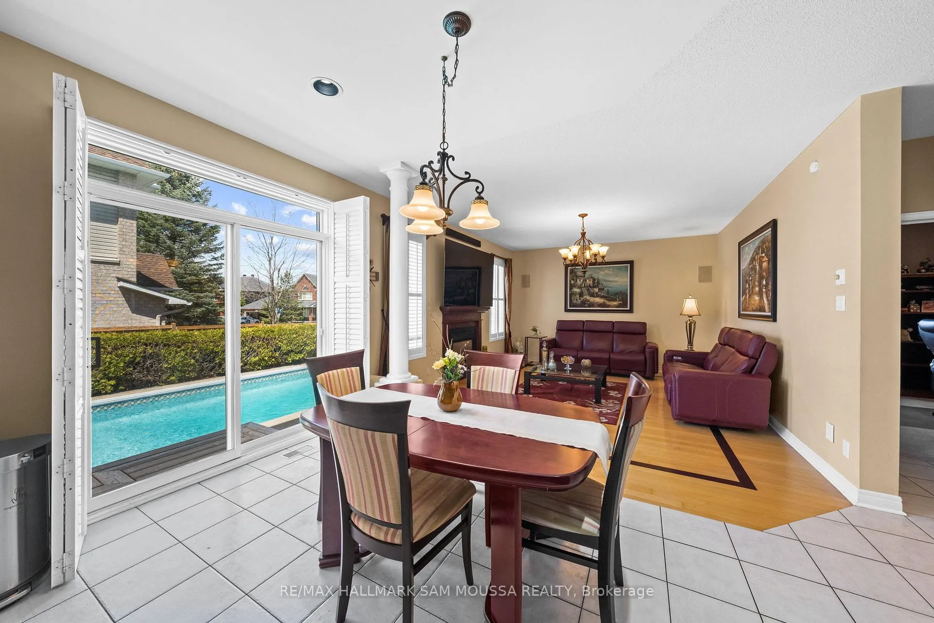 Photo 18 of 3096 Apple Hill Drive, Ottawa, Upper Hunt Club — HOMEH