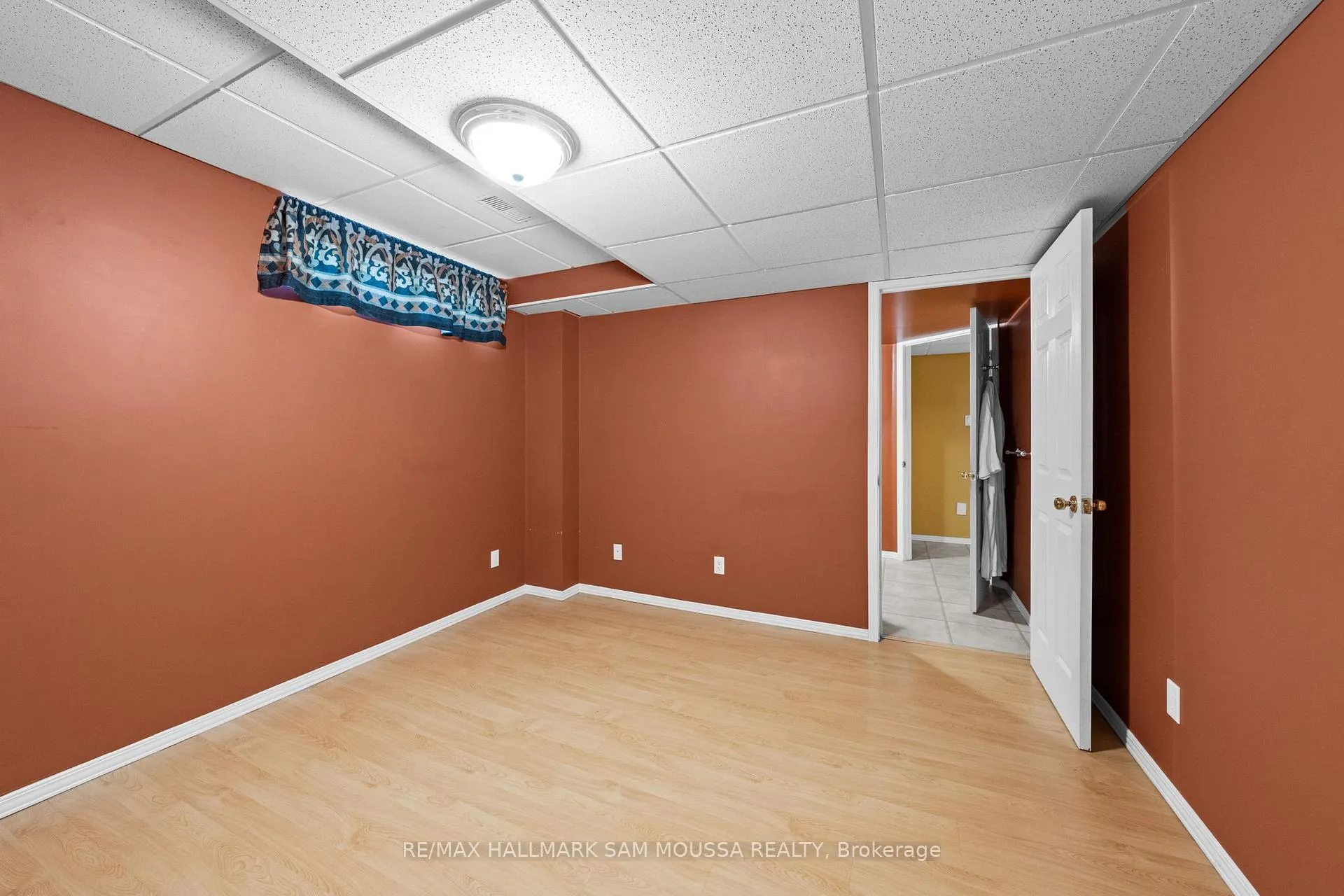 Photo 35 of 3096 Apple Hill Drive, Ottawa, Upper Hunt Club — HOMEH