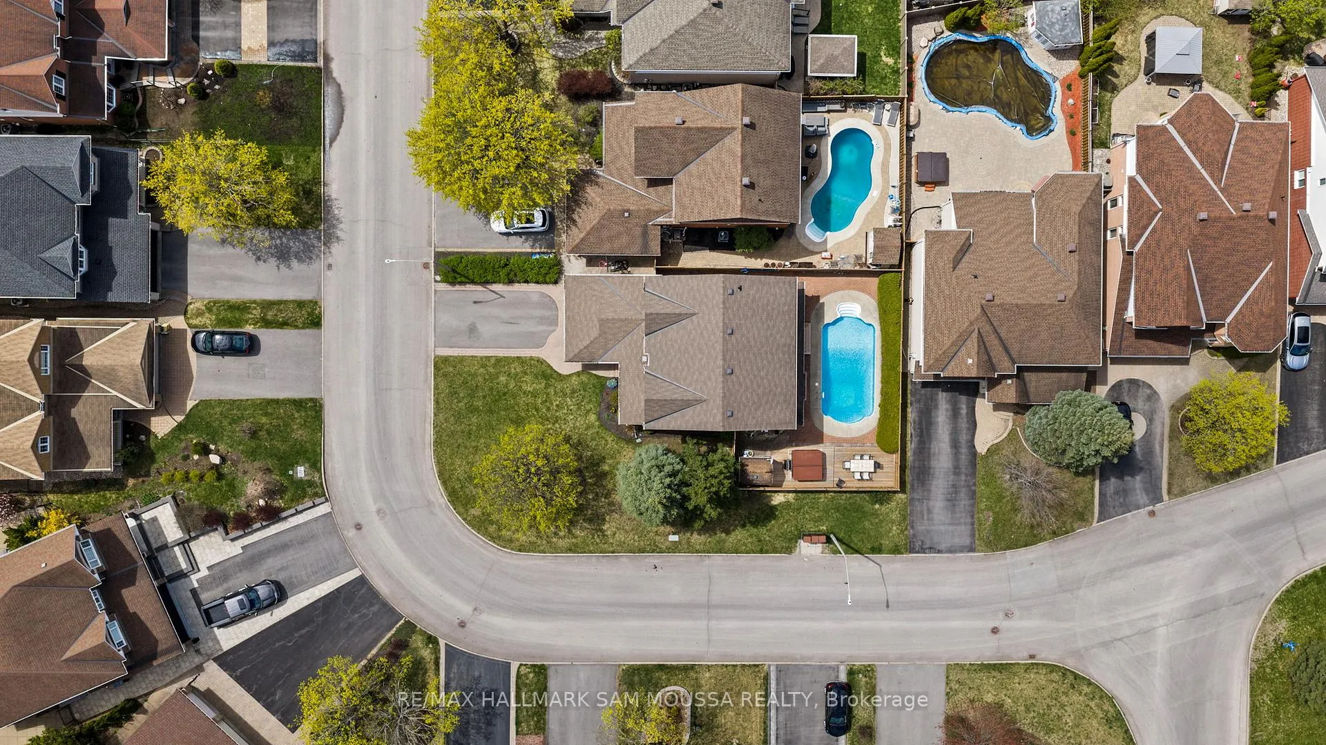 Photo 46 of 3096 Apple Hill Drive, Ottawa, Upper Hunt Club — HOMEH