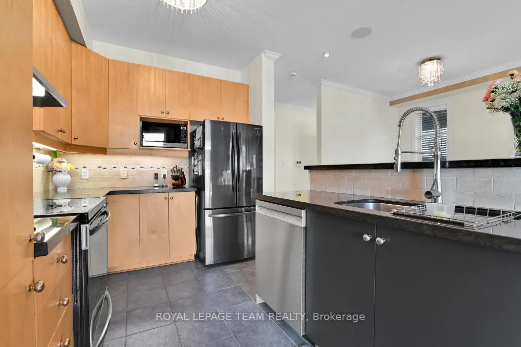 Photo 9 of 81 Ambiance Drive, Ottawa, Barrhaven East — HOMEH