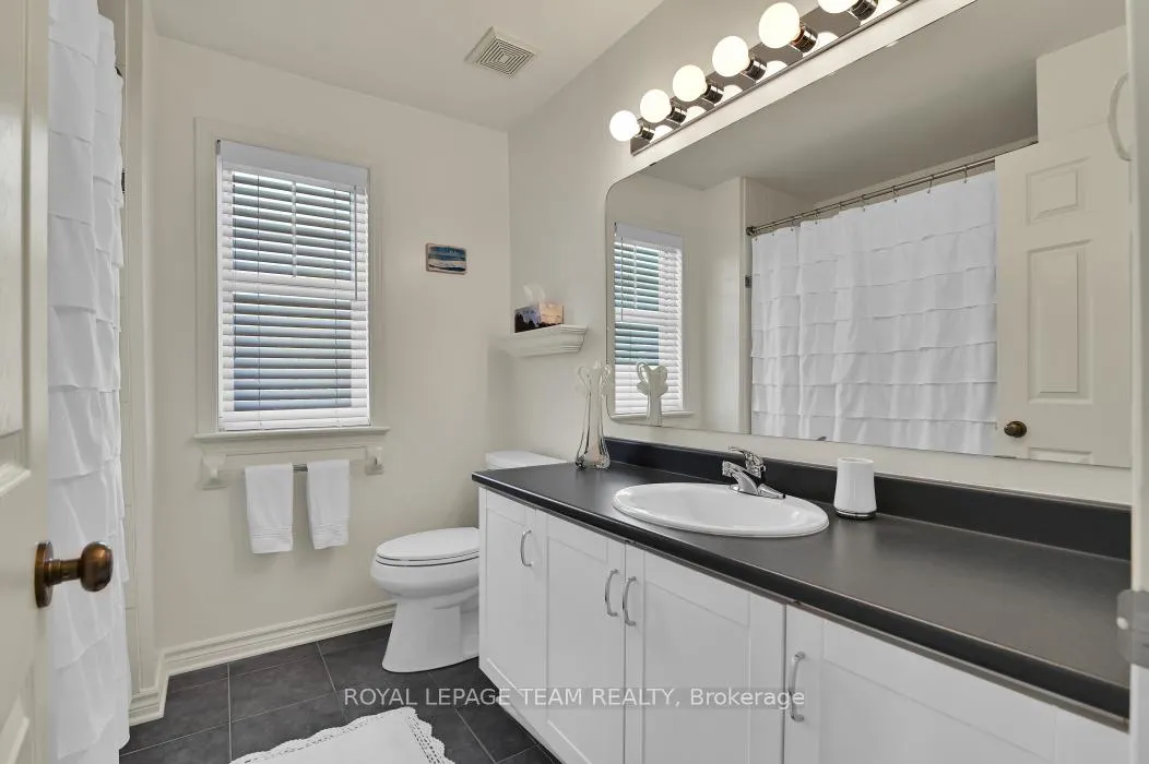 Photo 24 of 81 Ambiance Drive, Ottawa, Barrhaven East — HOMEH