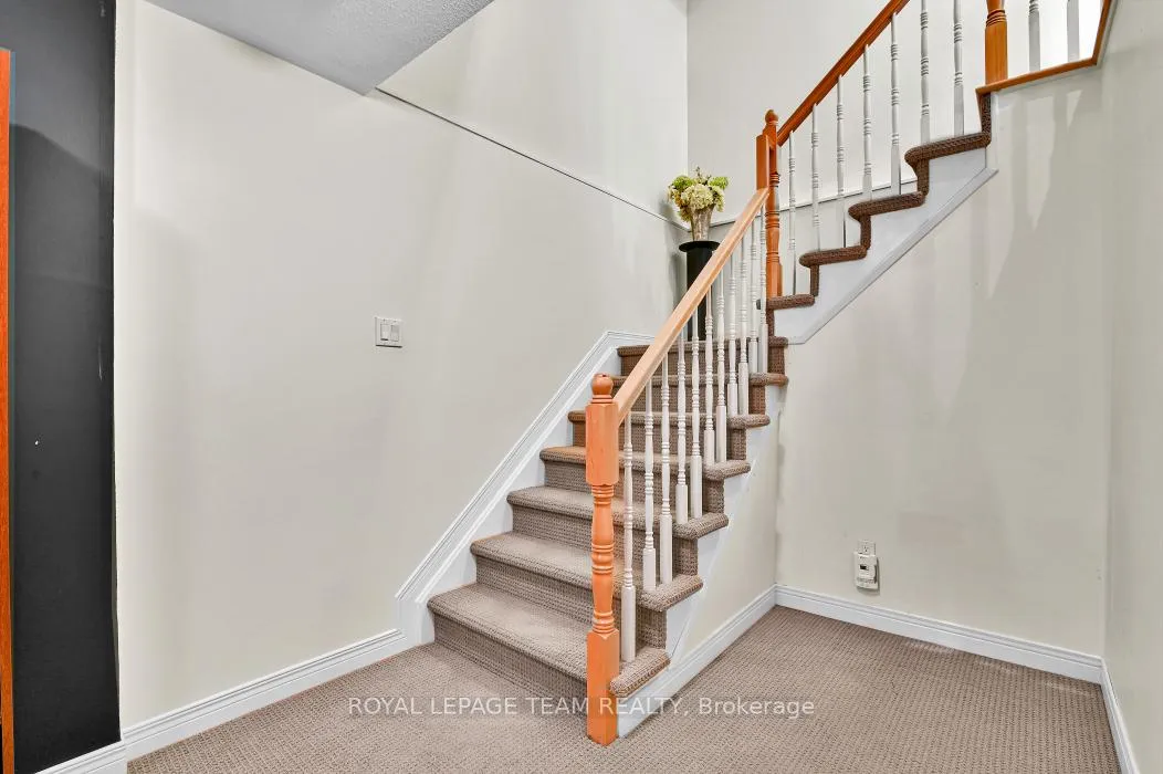 Photo 29 of 81 Ambiance Drive, Ottawa, Barrhaven East — HOMEH