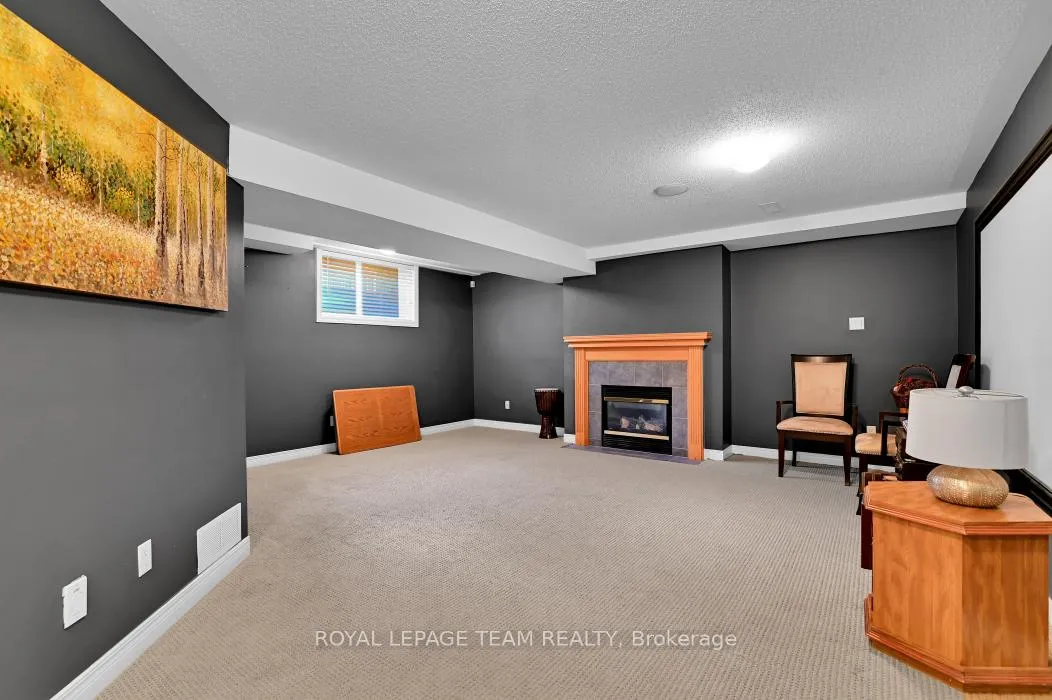 Photo 30 of 81 Ambiance Drive, Ottawa, Barrhaven East — HOMEH