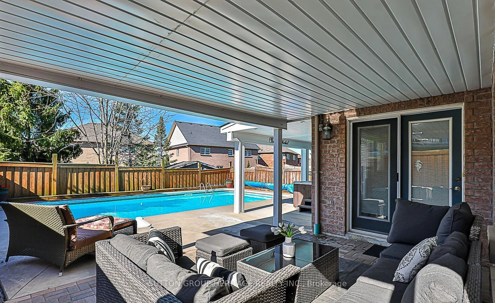 Photo 1 of 911 Coldstream Drive, Oshawa, Taunton — HOMEH