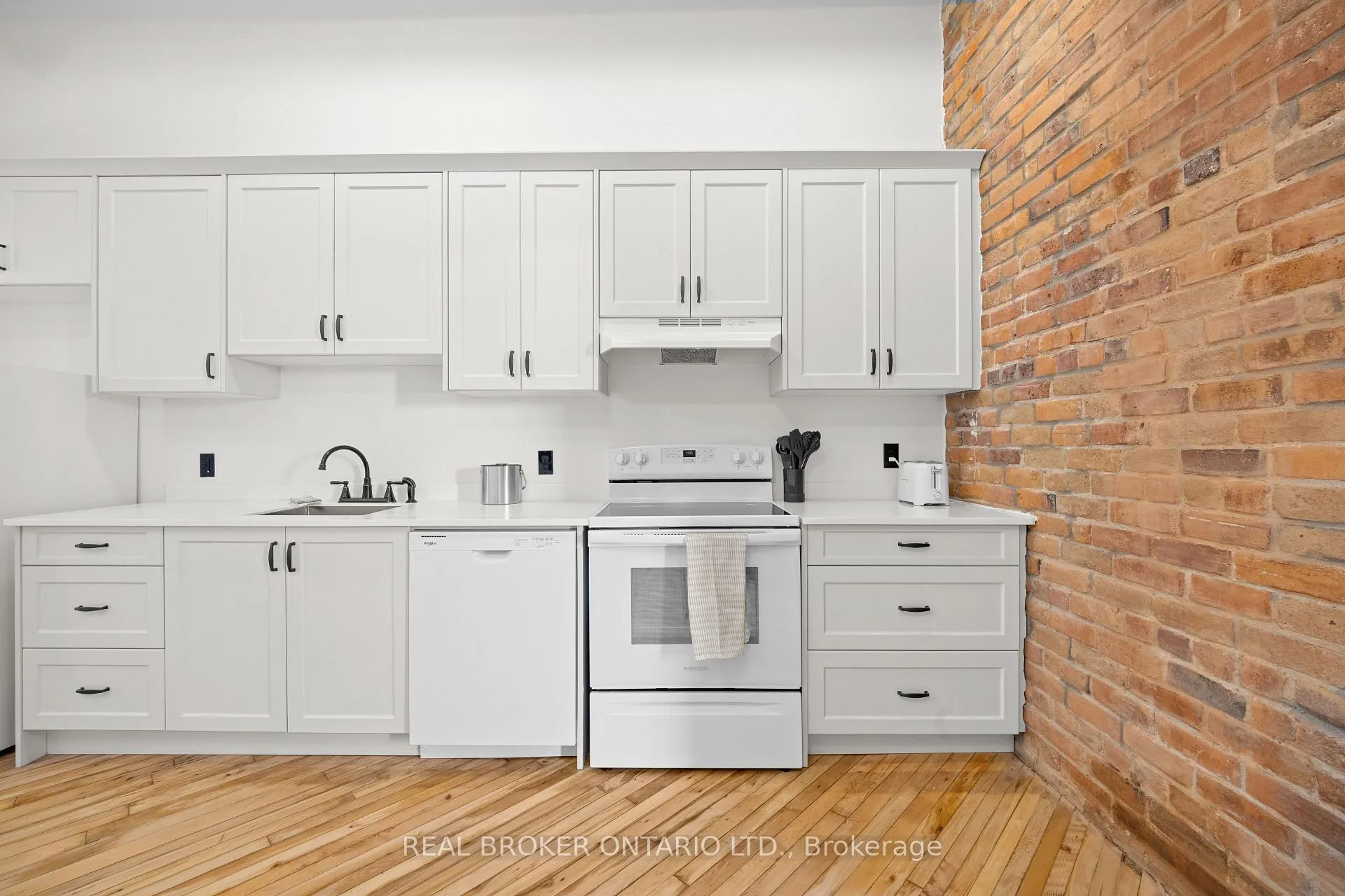 Photo 10 of Unit 204, 150 Mill Street, Carleton Place — HOMEH