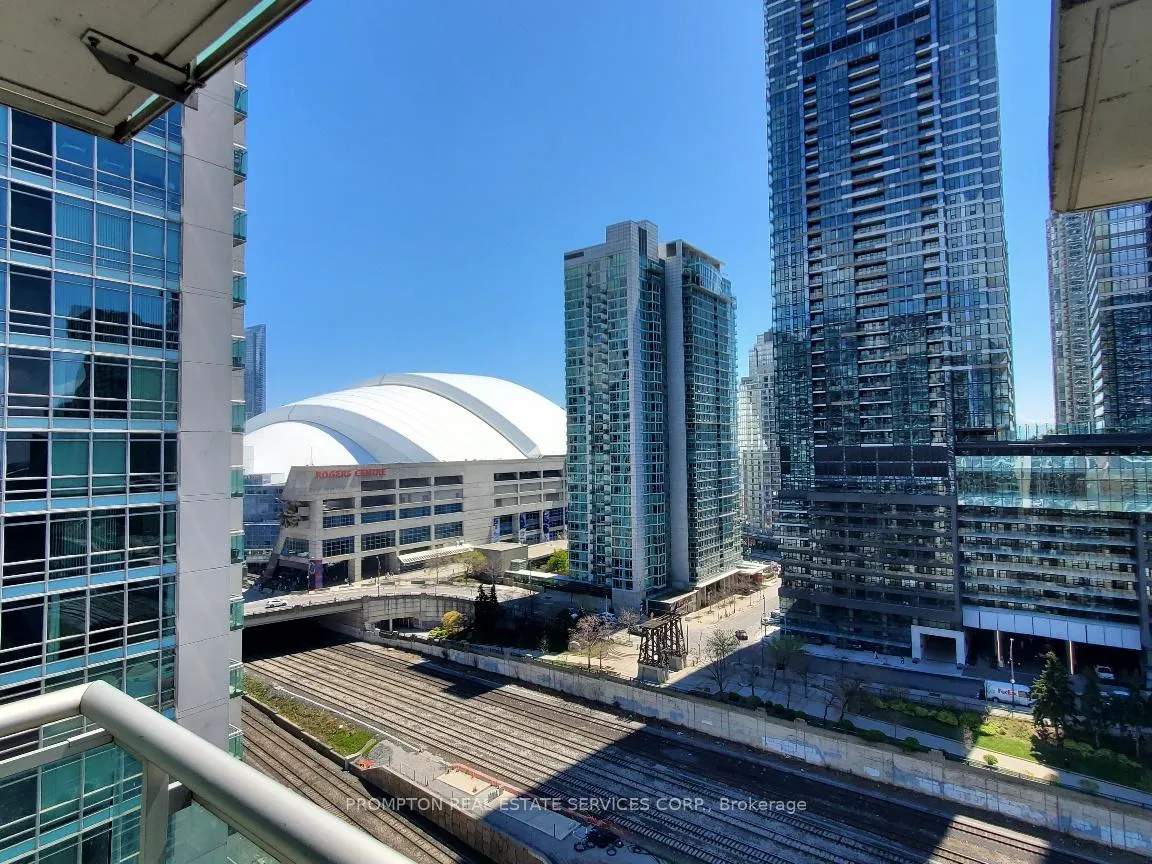 Photo 14 of Unit 1910, 397 Front Street W, Toronto, Waterfront Communities — HOMEH