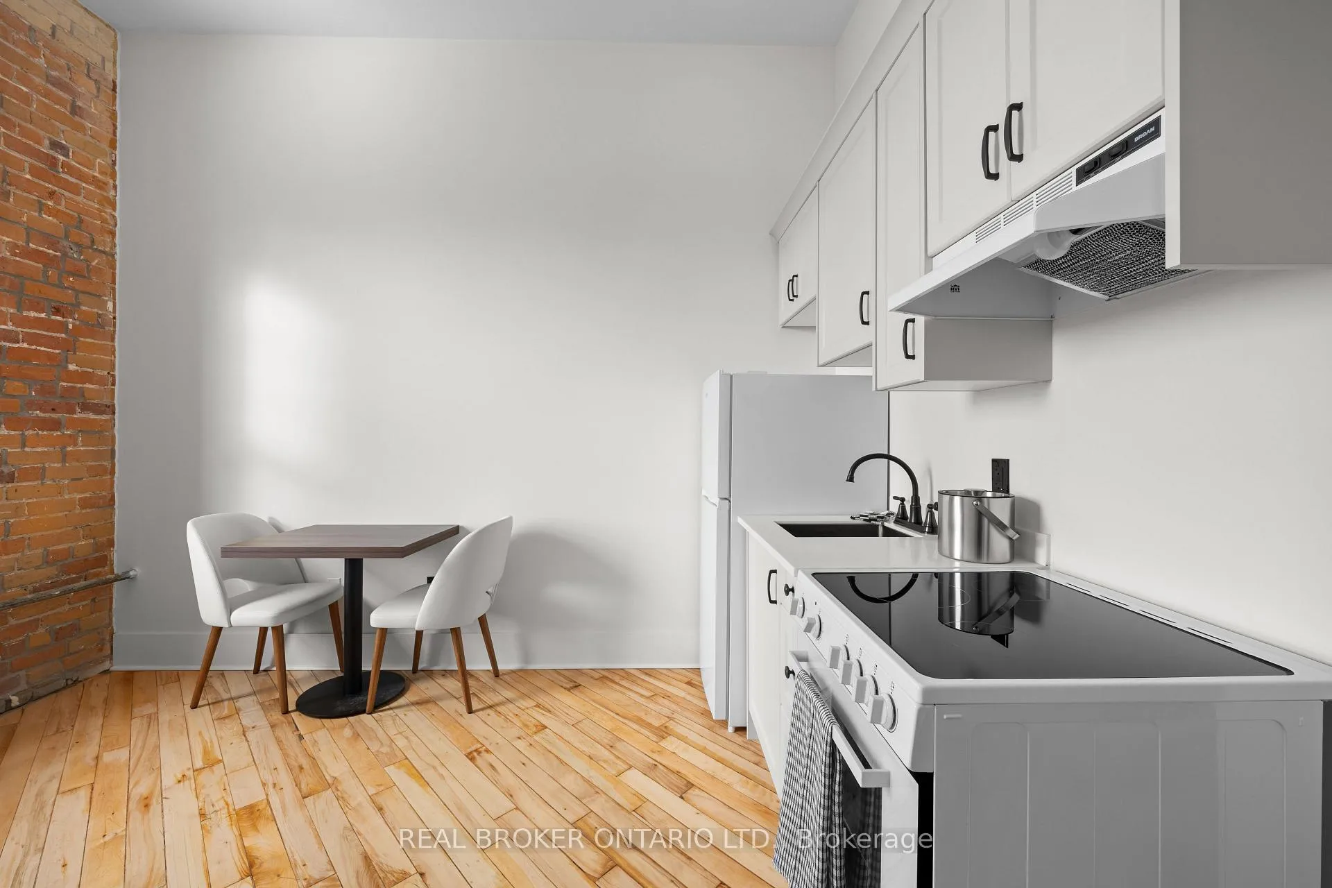Photo 15 of Unit 206, 150 Mill Street, Carleton Place — HOMEH