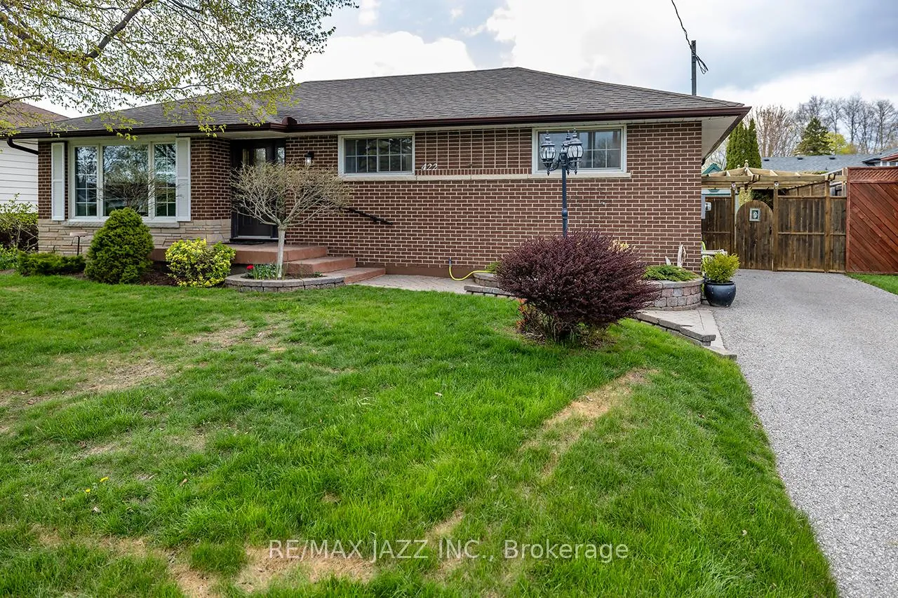 Photo 3 of 422 Glenalan Avenue, Oshawa, Northglen — HOMEH