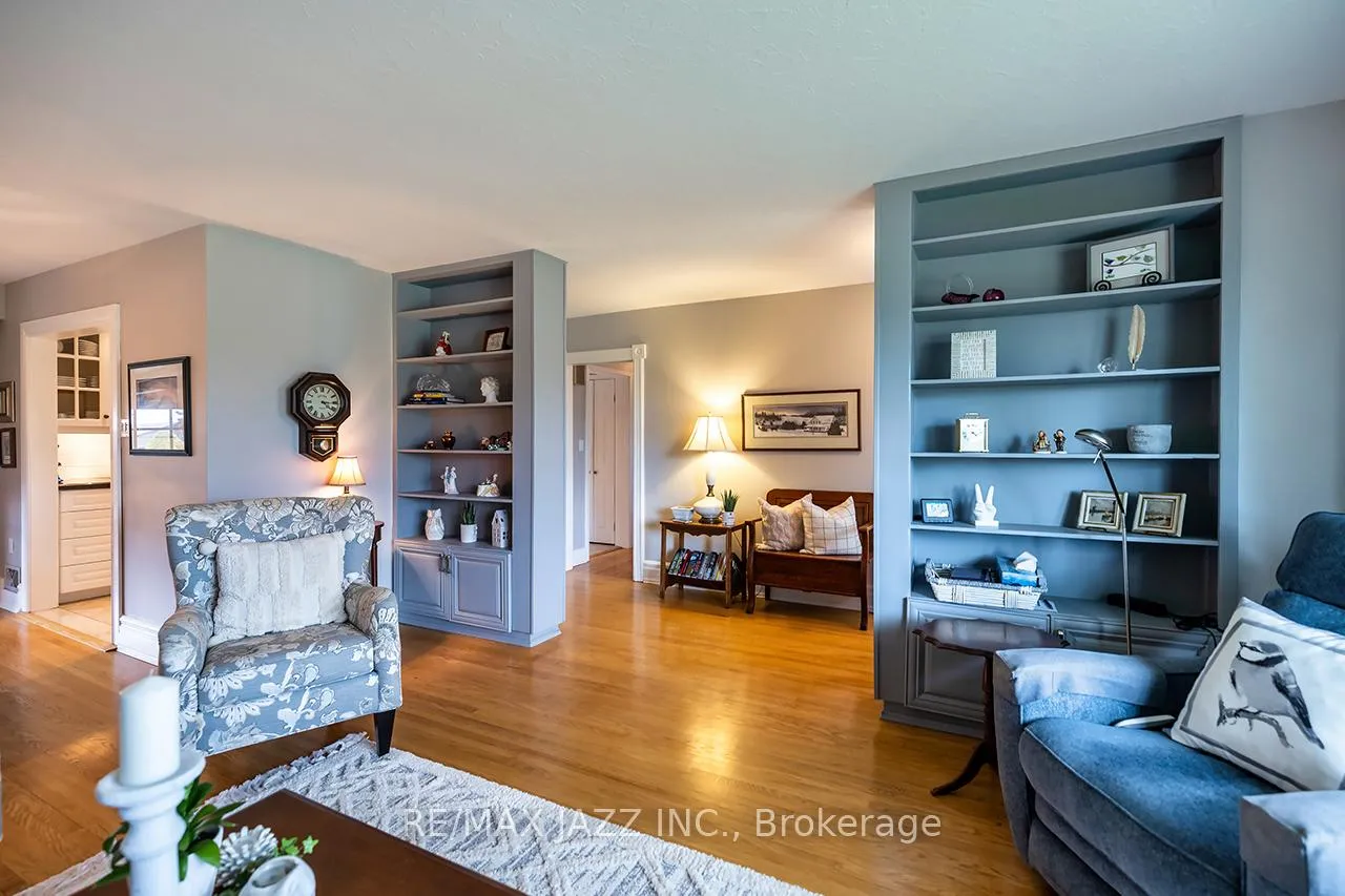 Photo 12 of 422 Glenalan Avenue, Oshawa, Northglen — HOMEH