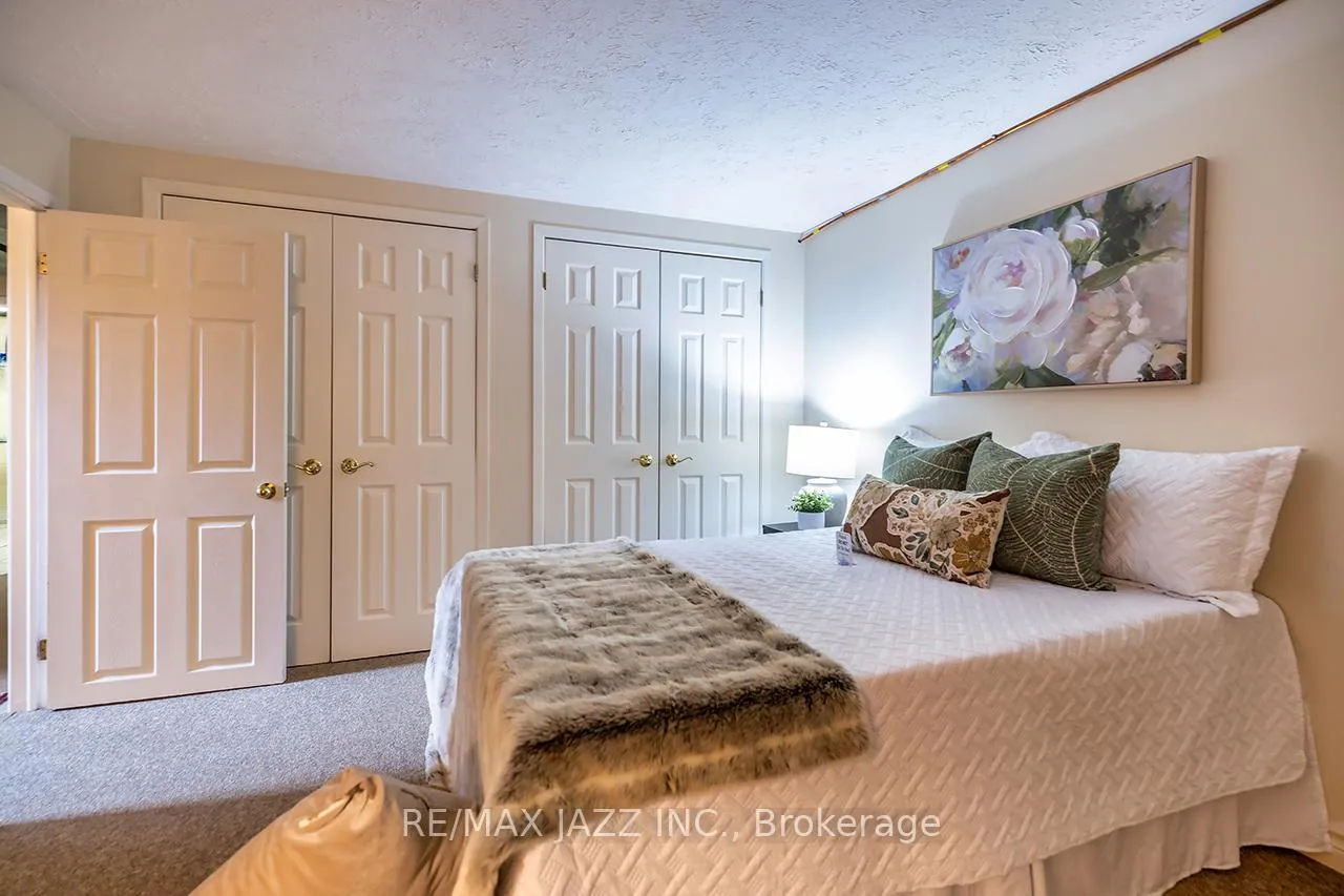 Photo 27 of 422 Glenalan Avenue, Oshawa, Northglen — HOMEH