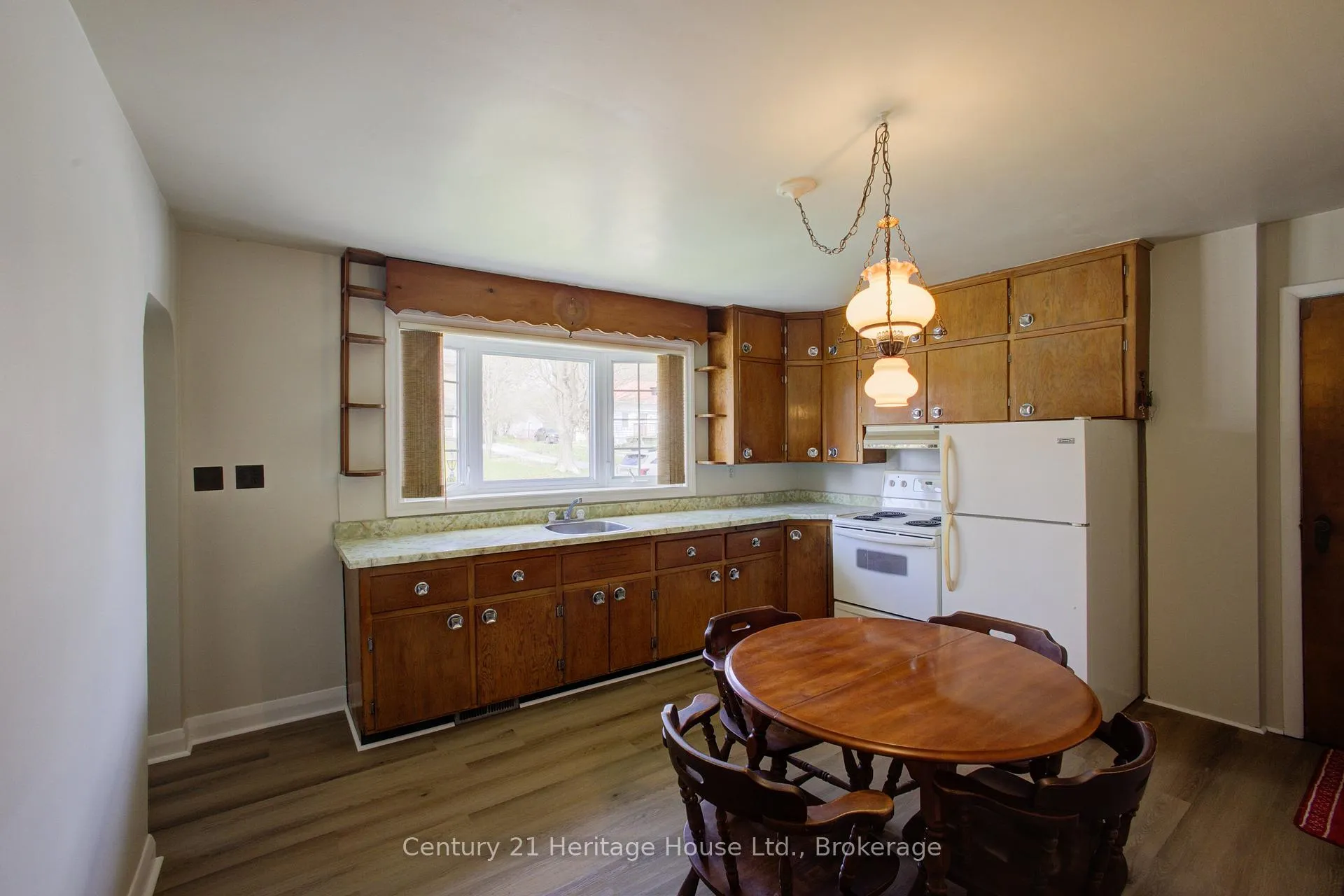 Photo 9 of 267 Albert Street S, West Grey — HOMEH