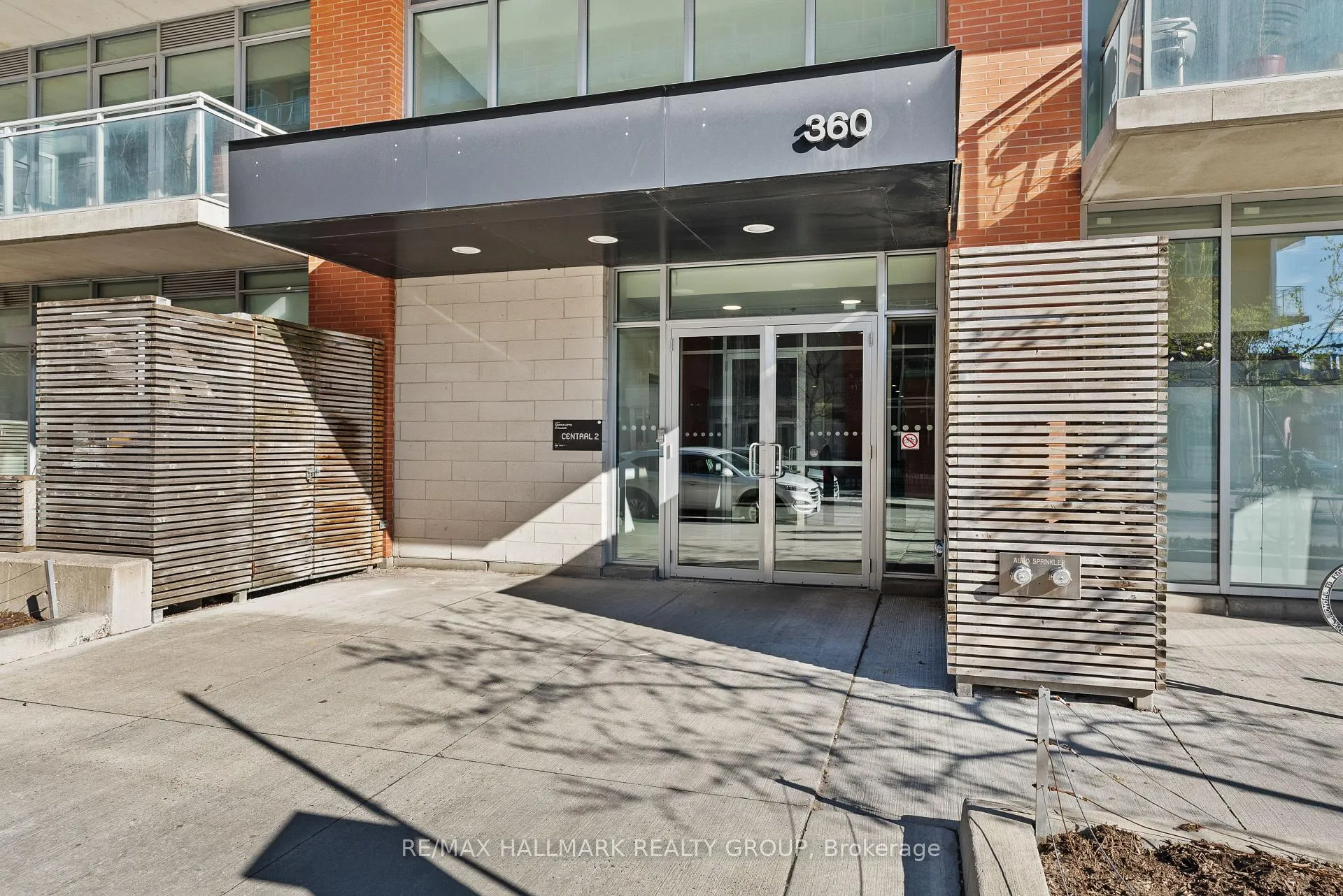 Photo 2 of Unit 716, 360 Mcleod Street, Ottawa, Ottawa Centre — HOMEH
