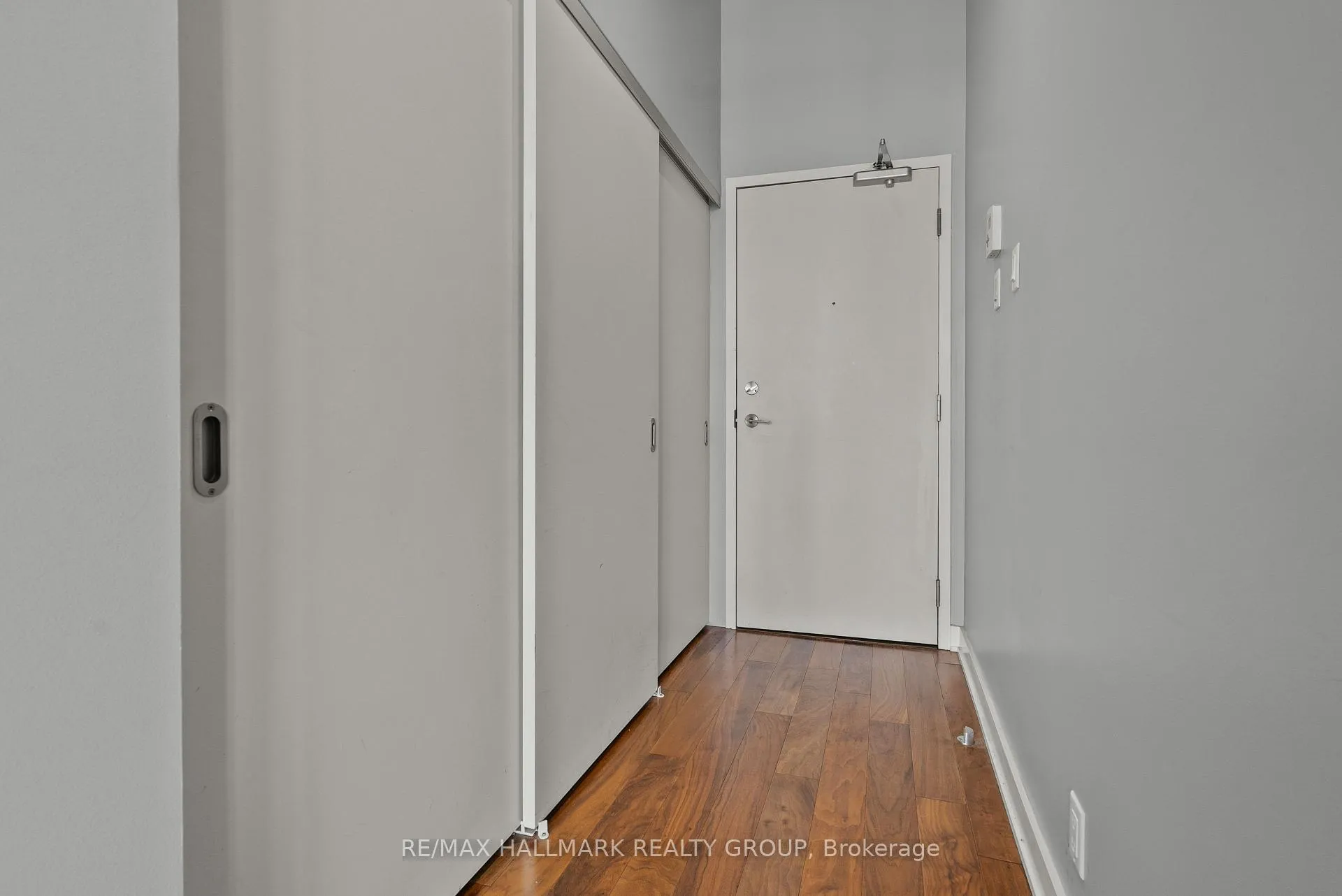Photo 5 of Unit 716, 360 Mcleod Street, Ottawa, Ottawa Centre — HOMEH