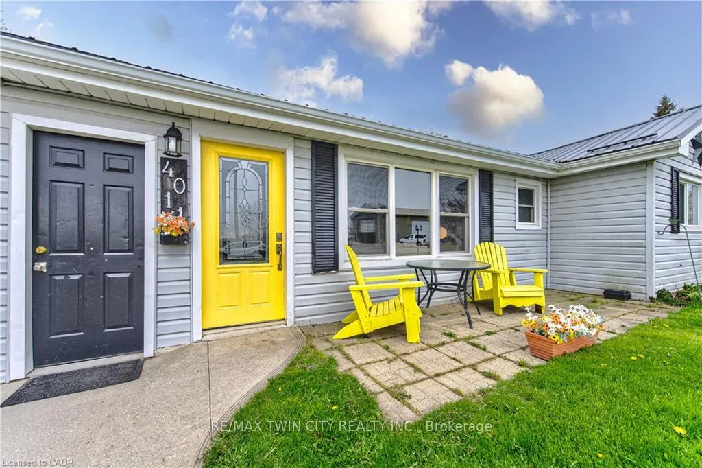 Photo 4 of 4011 Road 125, Perth East, Crystal Lake — HOMEH