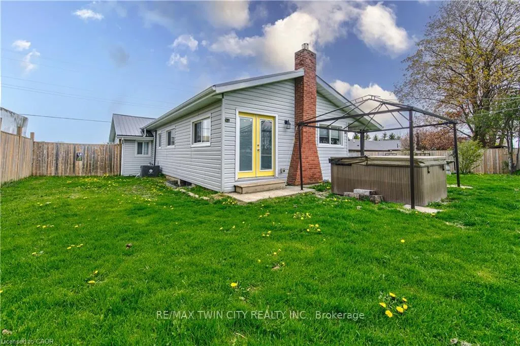 Photo 32 of 4011 Road 125, Perth East, Crystal Lake — HOMEH