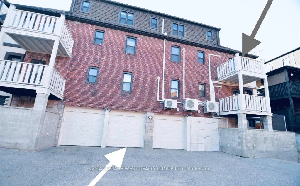 Photo 25 of 27 Mossom Road W, Toronto, High Park-Swansea — HOMEH