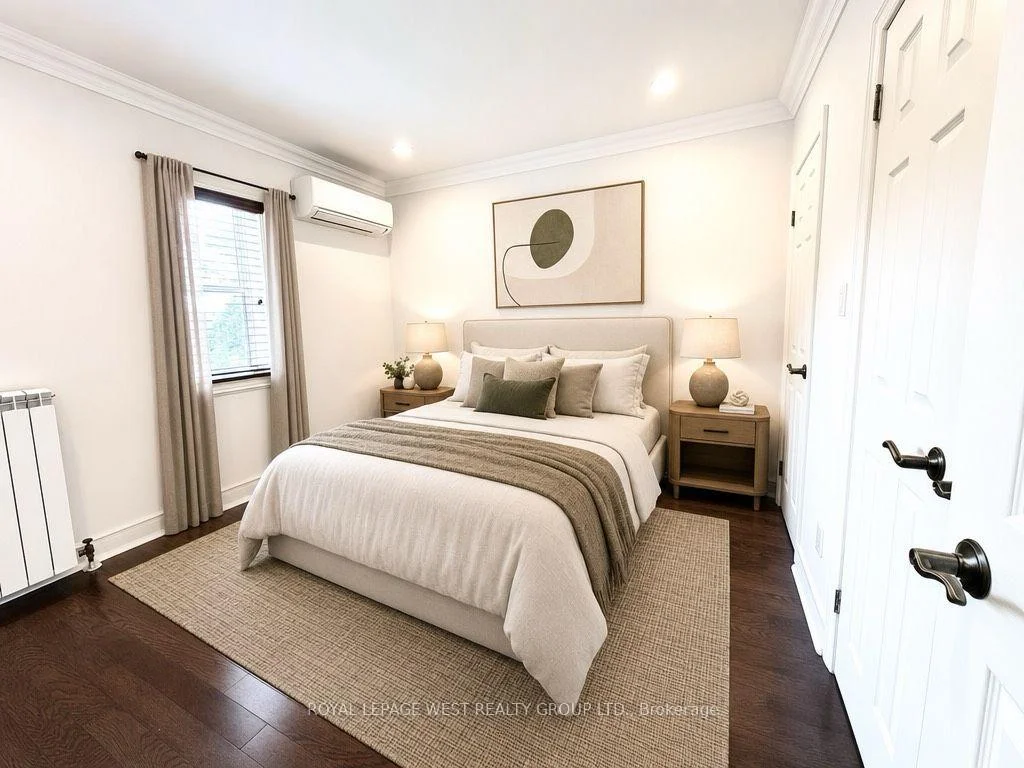 Photo 17 of 27 Mossom Road W, Toronto, High Park-Swansea — HOMEH