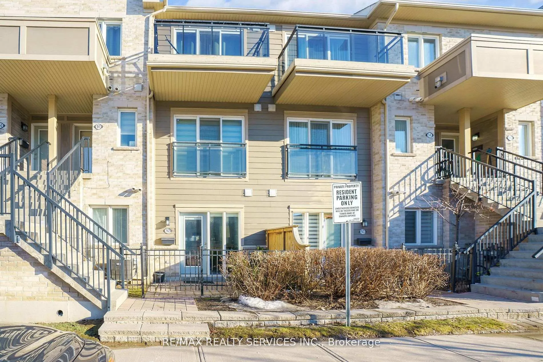 Photo 2 of Unit 92, 60 Fairwood Circle, Brampton, Sandringham-Wellington — HOMEH